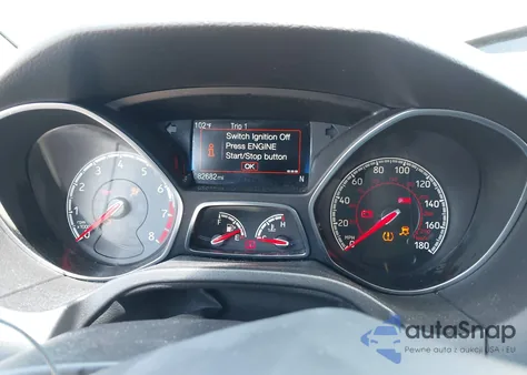 2017 Ford Focus St z USA, uszkodzony, nr VIN 1FADP3L95HL227872